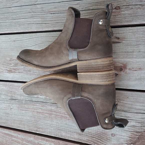 Steve Madden "Like New" Women Ankle Booties shoes sz 6.5M - Picture 5 of 11